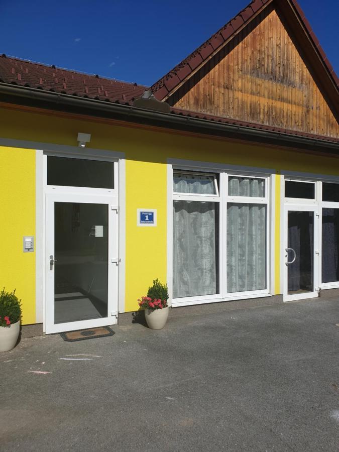 Apartment & Zimmer Hofacker Pernegg an der Mur Bagian luar foto